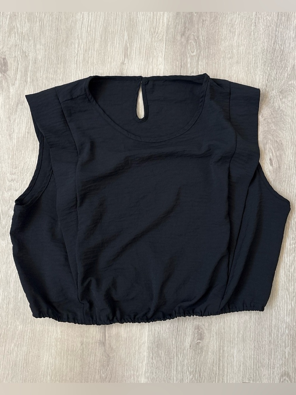 SHEIN black bubble hem crop top